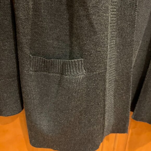 Gray Cardigan - Picture 2 of 4